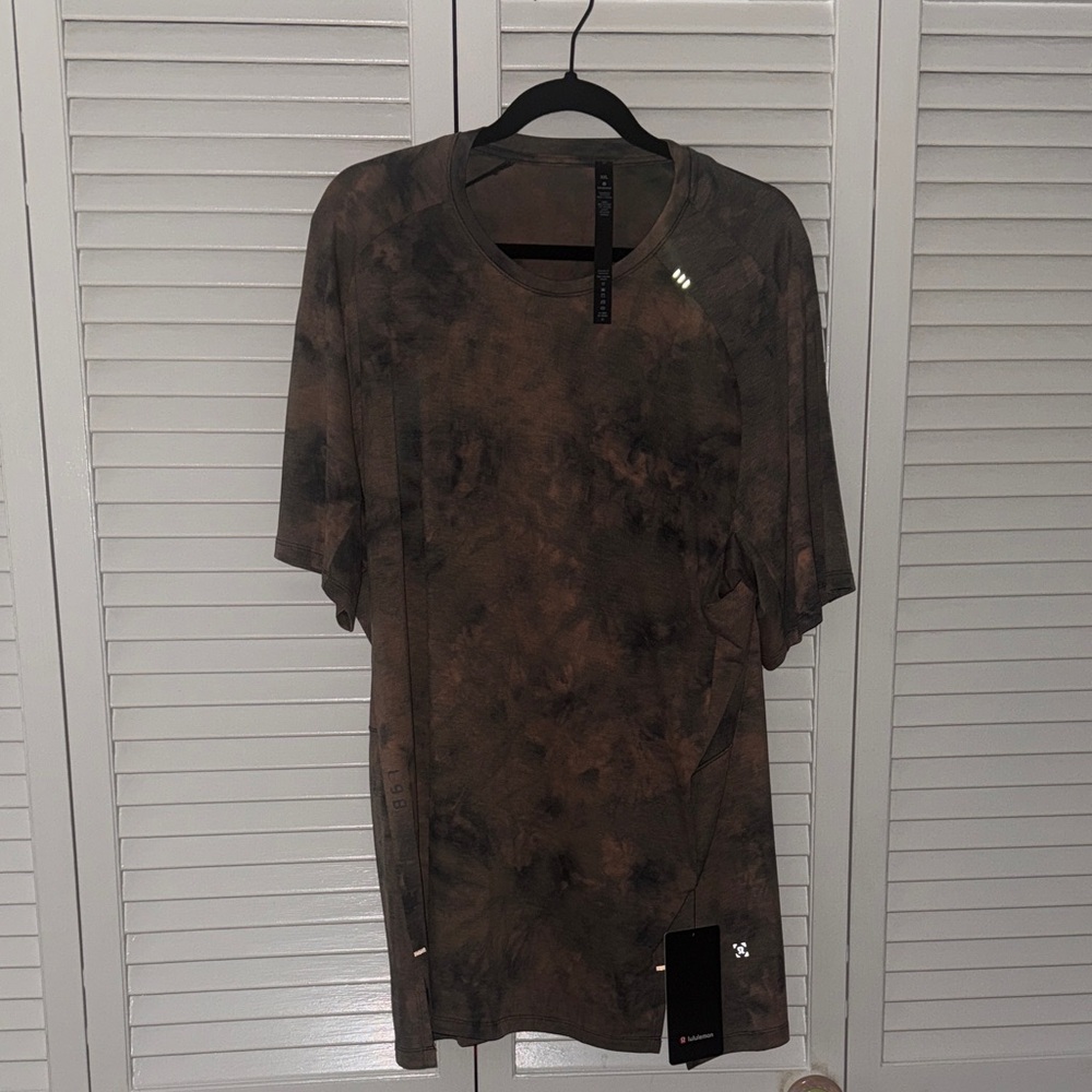 lululemon athletica Brown Tie-Dye Short Sleeve Tee